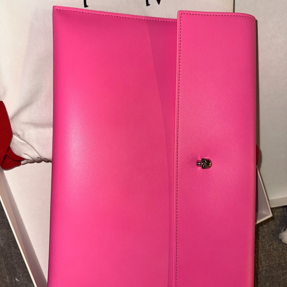 Vibrant Pink Alexander McQueen skull Clutch, new